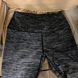American eagle workout pants size large